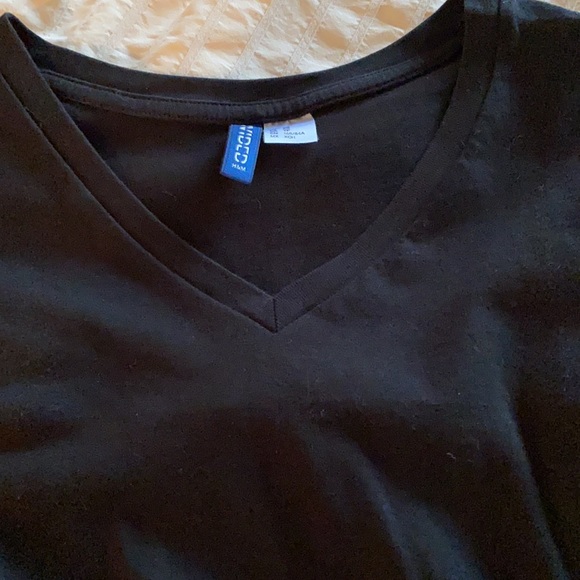 T-shirts - Picture 7 of 7